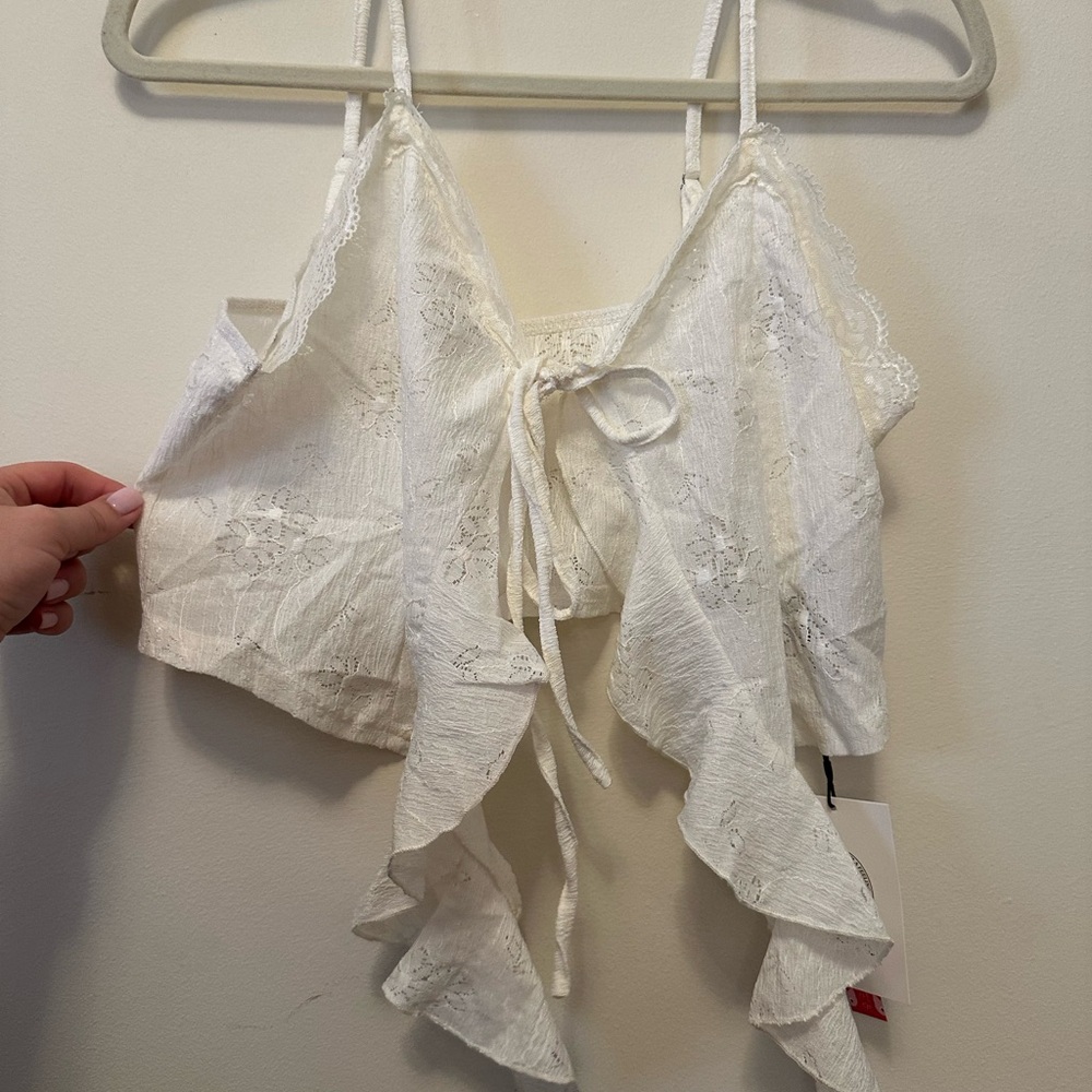 Cider Ivory Lace Ruffle Blouse